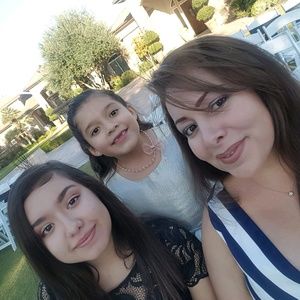 Meet your Posher, Celia